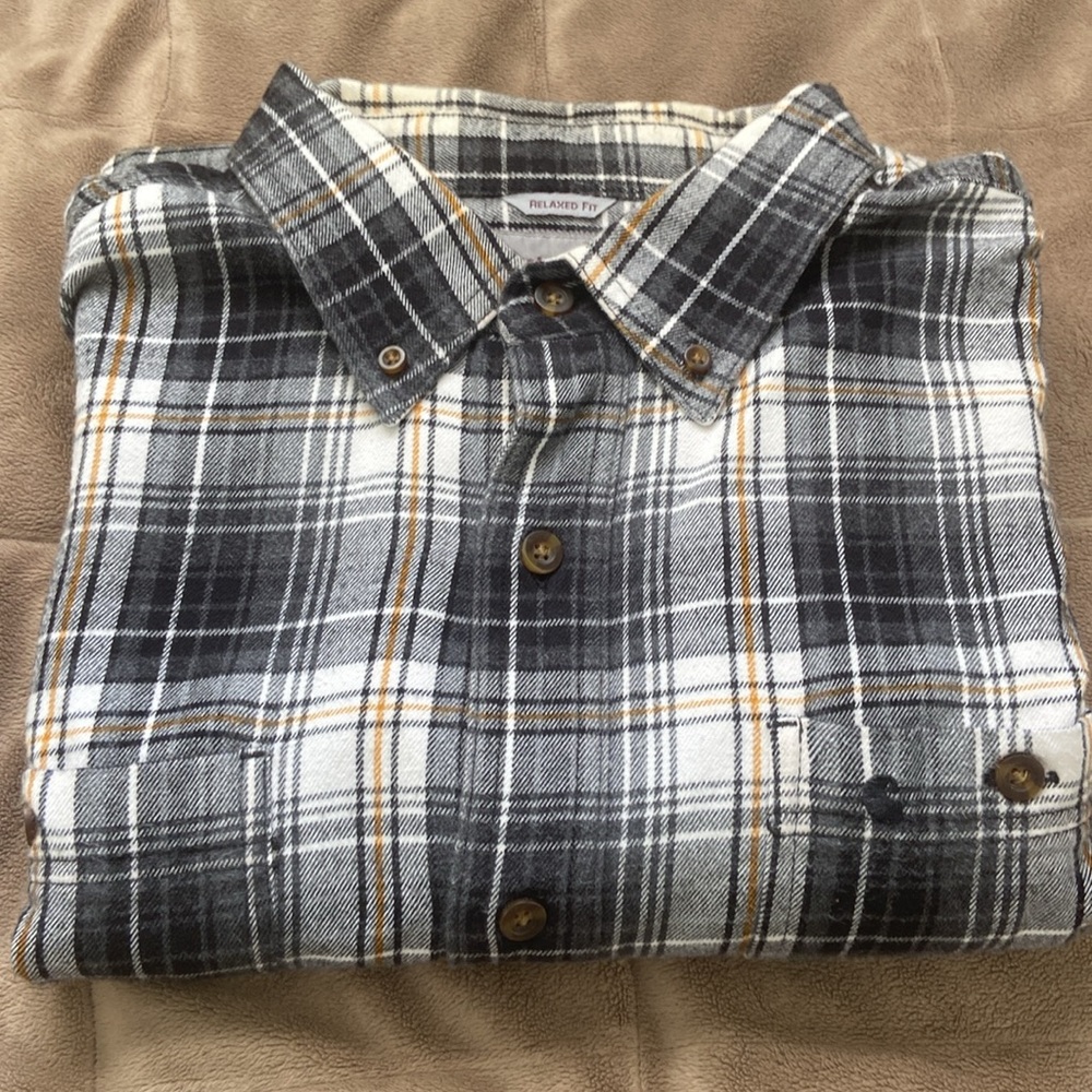 Carhartt Long Sleeve Flannel Shirt Men’s Size Large Button Down